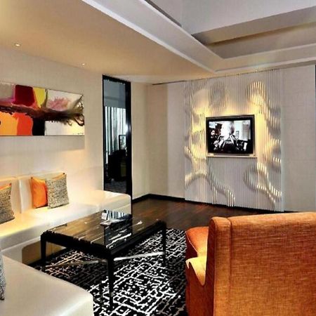 Ts Suites Surabaya Eksteriør bilde