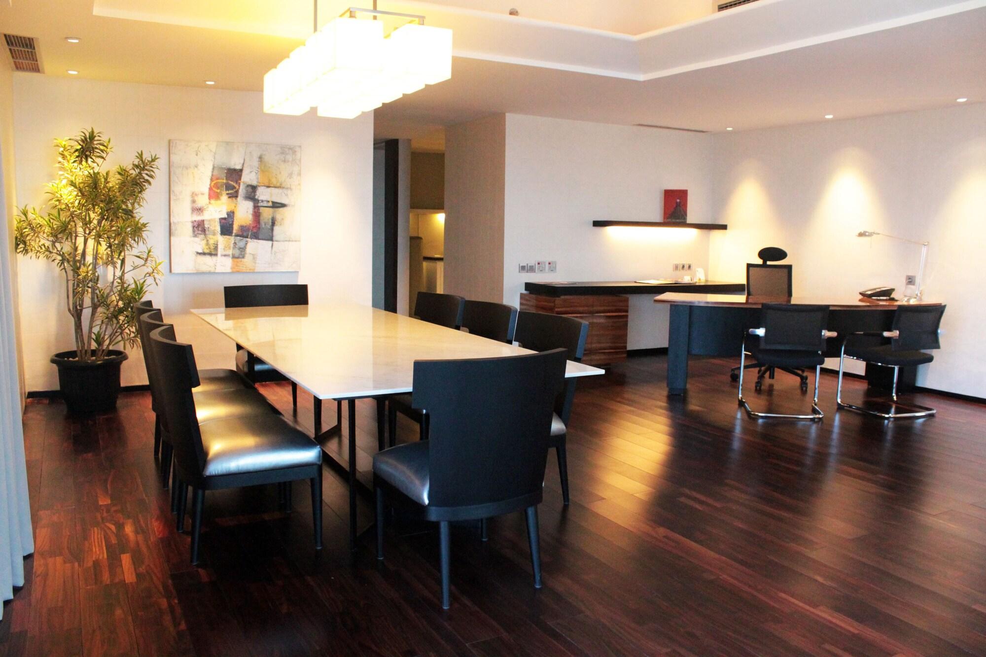 Ts Suites Surabaya Eksteriør bilde