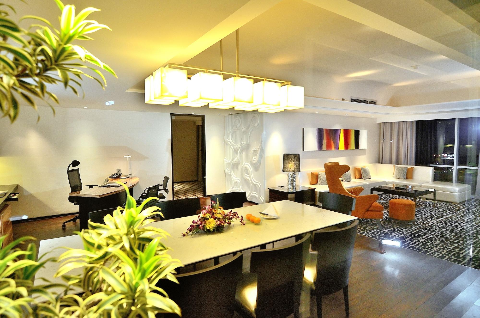 Ts Suites Surabaya Eksteriør bilde
