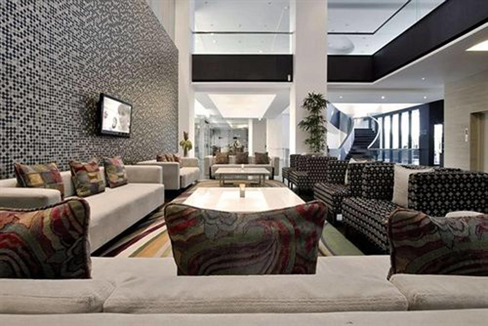 Ts Suites Surabaya Eksteriør bilde