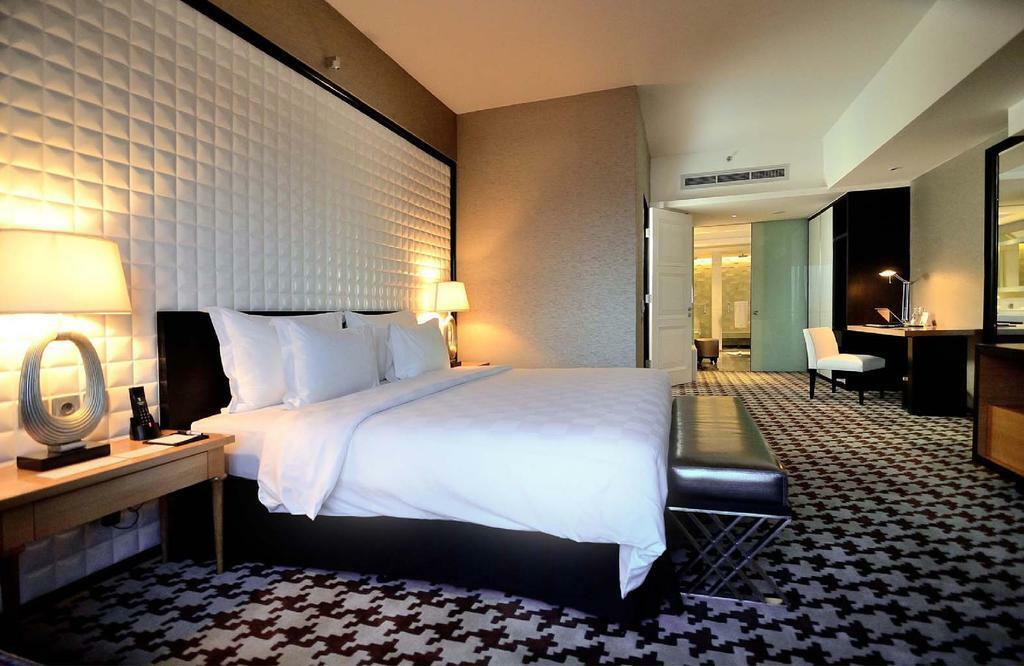 Ts Suites Surabaya Eksteriør bilde
